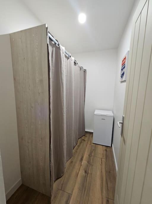 Chambre D'Hote Aphrodite Sainte Genevieve des Bois Bagian luar foto